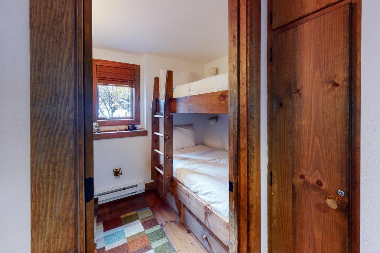 375 Hawk Spur Villa Plymouth Екстериор снимка